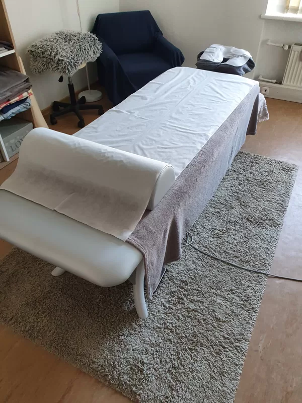 Jauna masāžas kušete